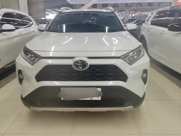 Toyota RAV4 2021