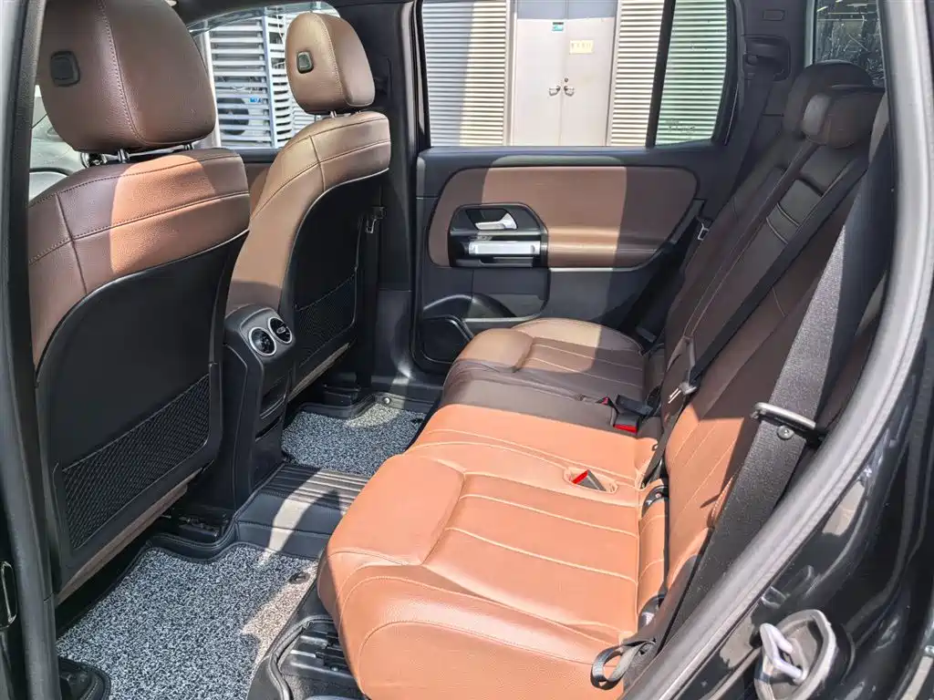 Mercedes-Benz GLB 2021
