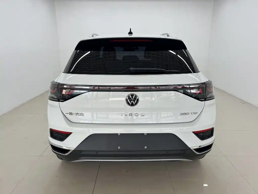 Volkswagen T-Roc 2023 — фото 5