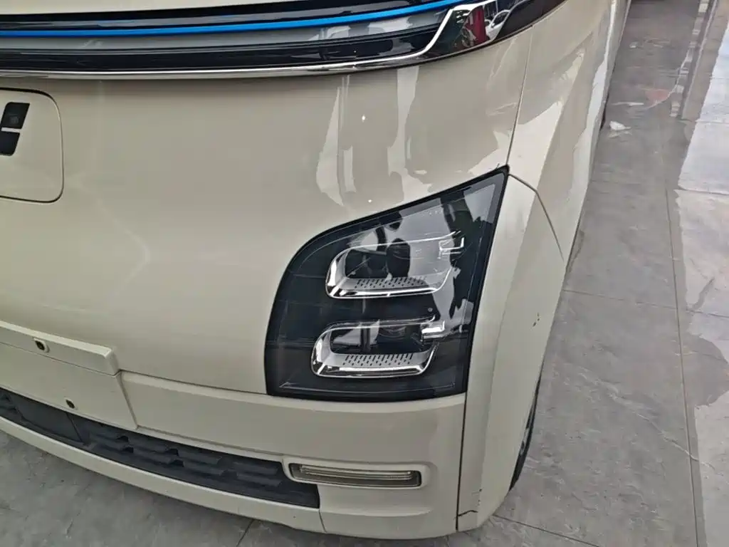 Wuling Air ev Clear Sky 2023 — фото 24