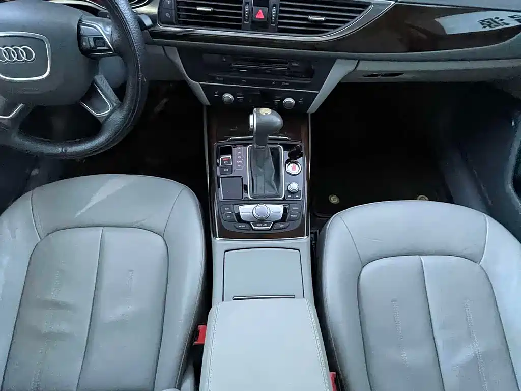Audi A6L 2015 — фото 12