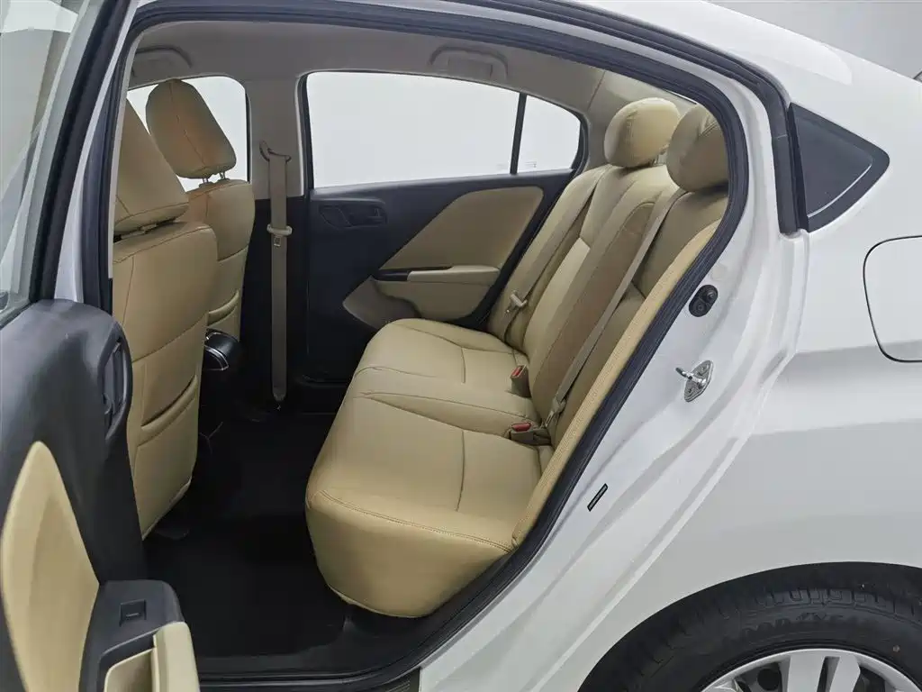 Honda City 2016 — фото 15