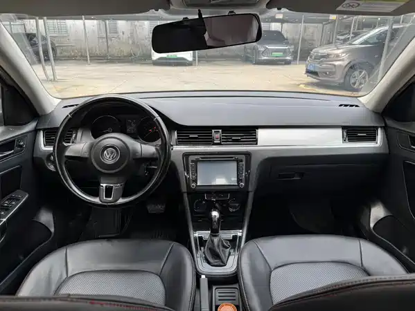 Volkswagen Bora 2015