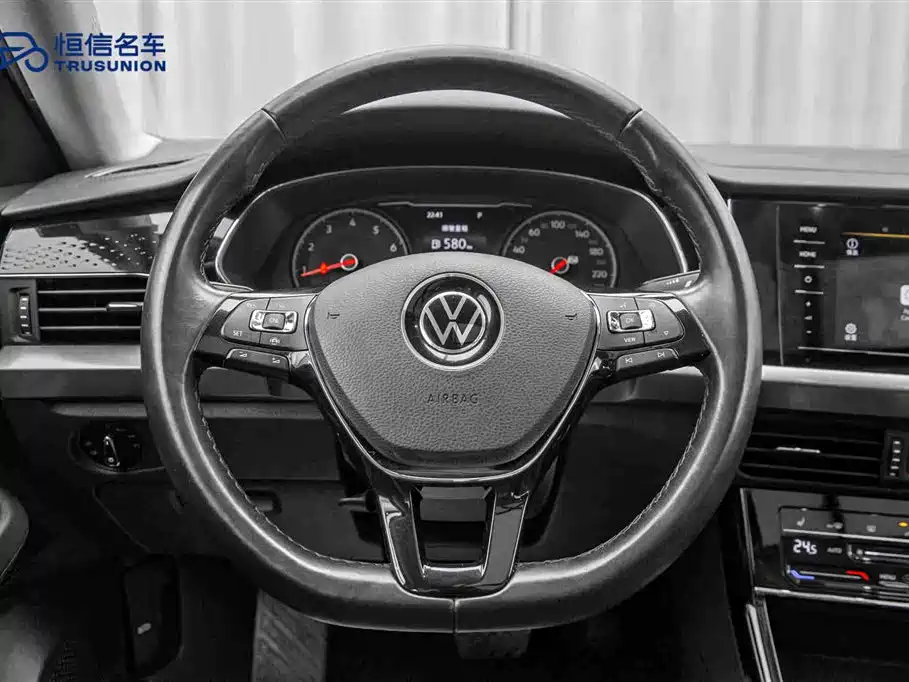 Volkswagen Passat 2021 — фото 18