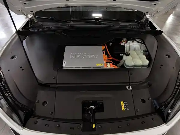 NIO ES6 2021