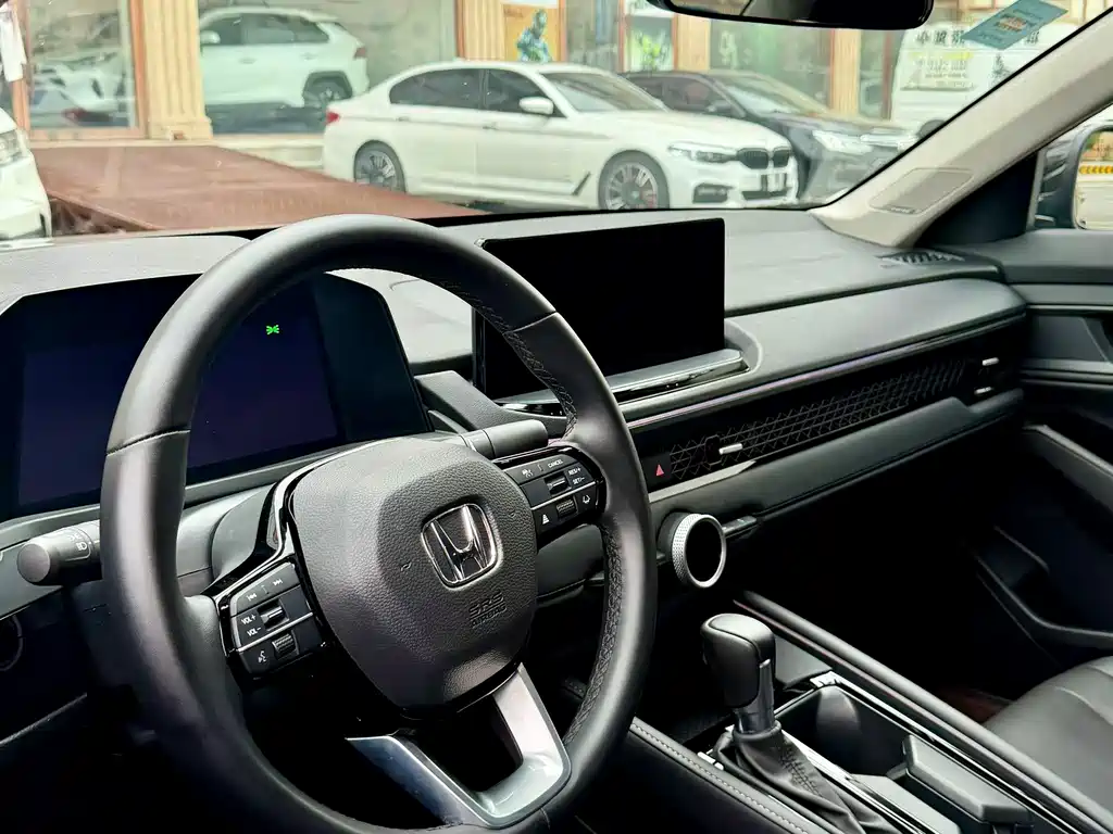 Honda Accord 2025