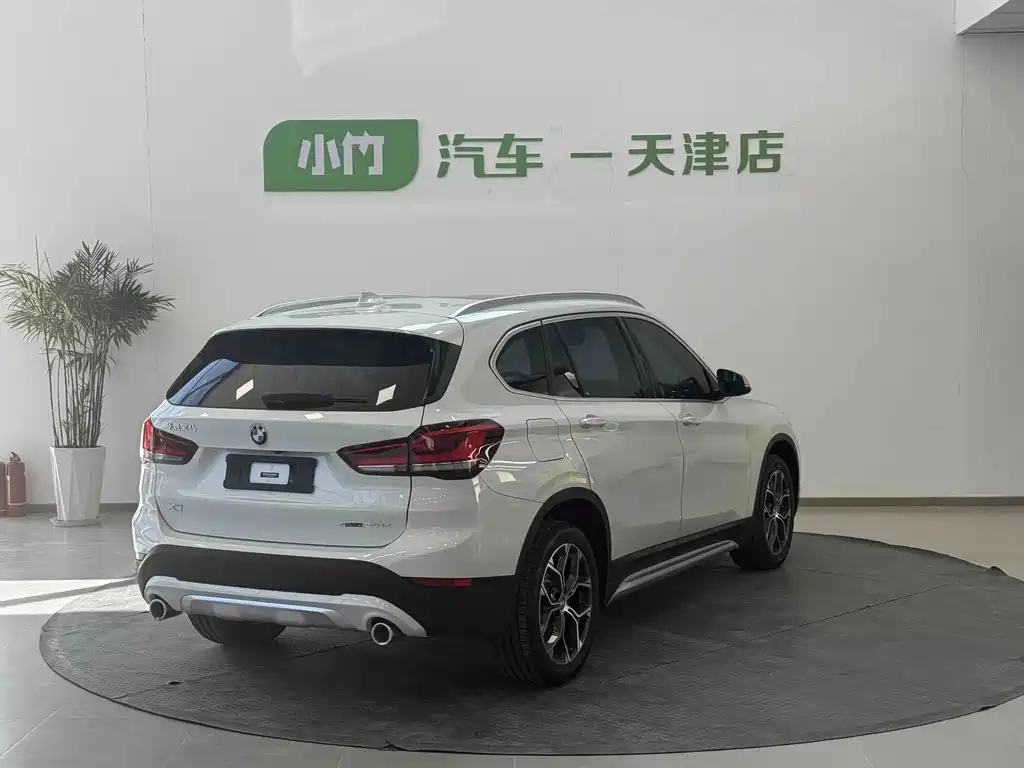 BMW X1 2022 — фото 6