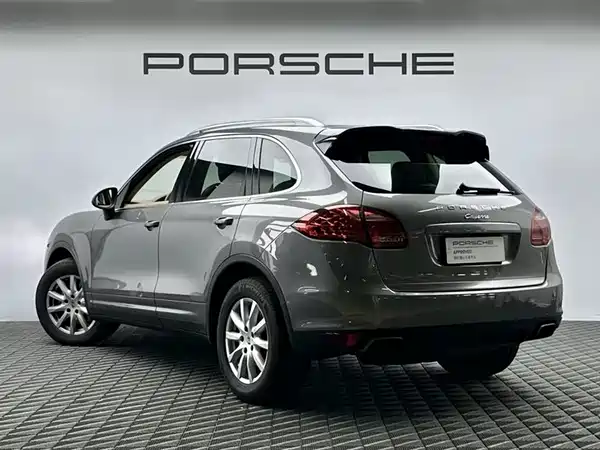 Porsche Cayenne 2012