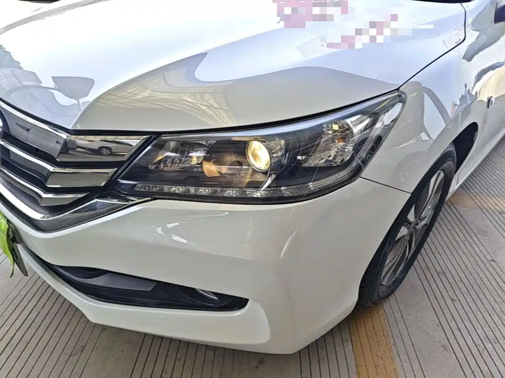 Honda Accord 2015 — фото 18