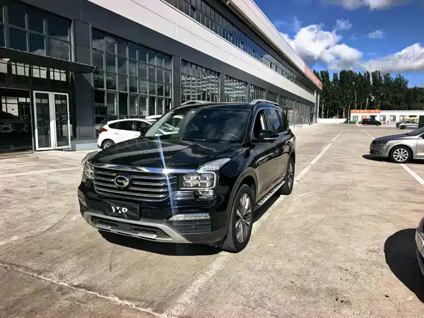GAC Trumpchi GS8 2017