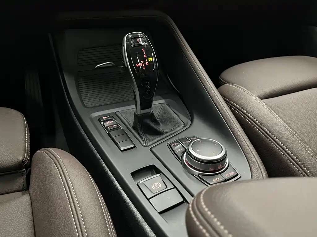 BMW X1 2022 — фото 17