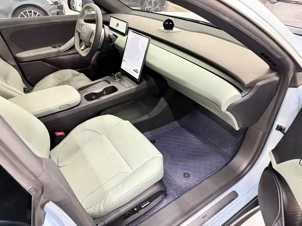 NIO ET5 2023