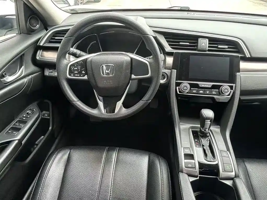 Honda Civic 2020 — фото 6