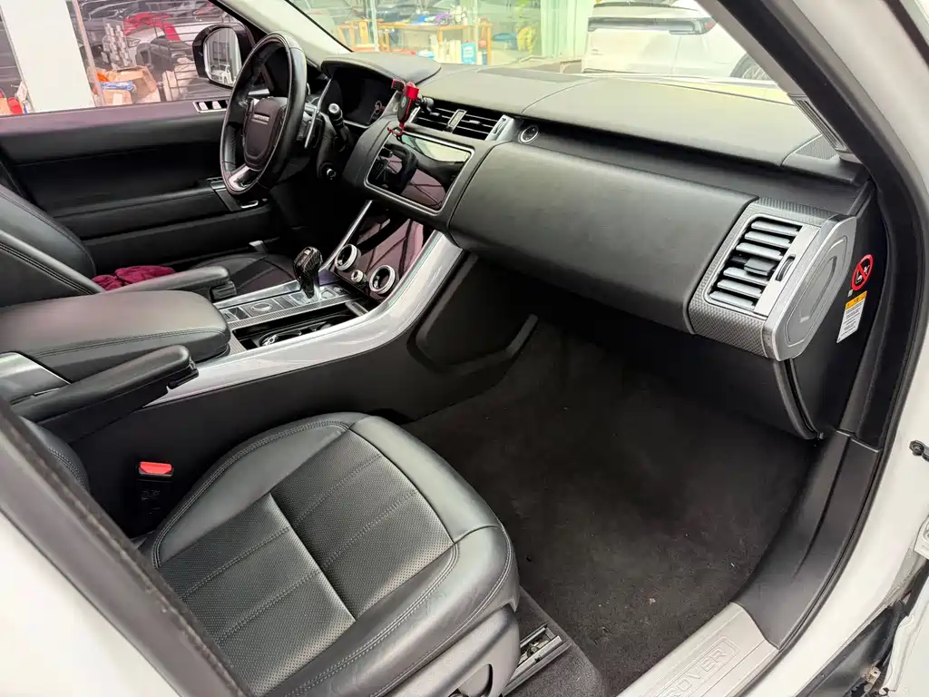 Land Rover Range Rover Sport 2019 — фото 7
