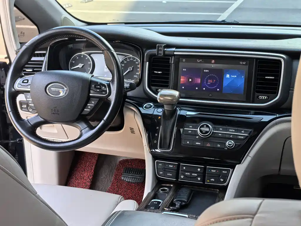 GAC Motor Trumpchi M8 2018 — фото 9