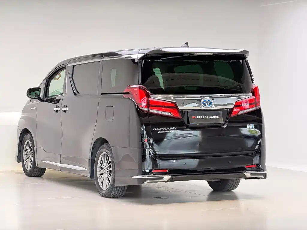 Toyota Vellfire 2021 — фото 9