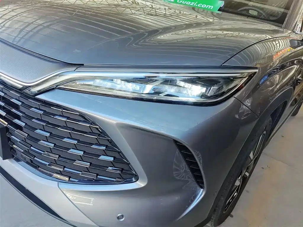 BYD L DM-i 2025 — фото 24