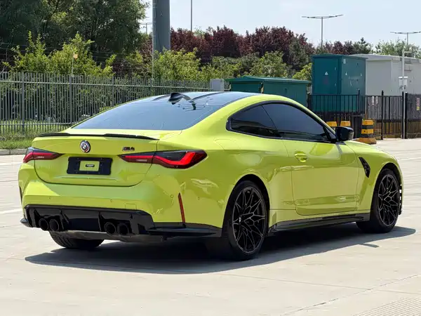 BMW M4 2023