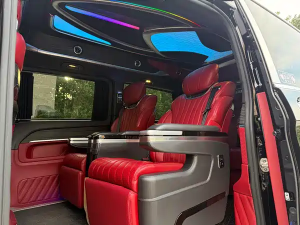 Mercedes-Benz V-Class 2023
