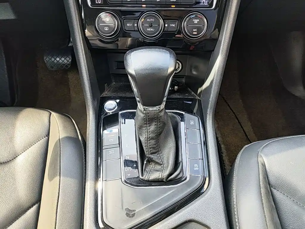 Volkswagen Tiguan L 2019 — фото 14