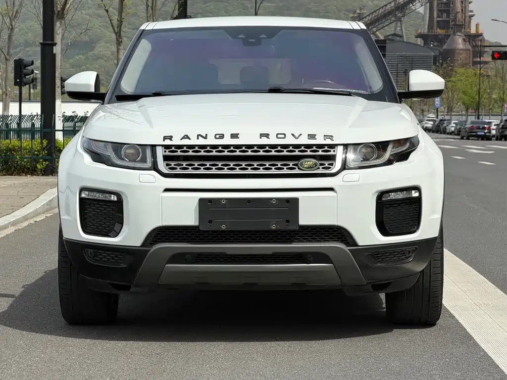 Land Rover Evoque 2018 — фото 2