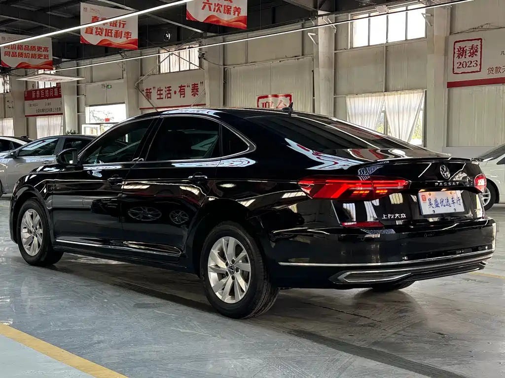 Volkswagen Passat 2021