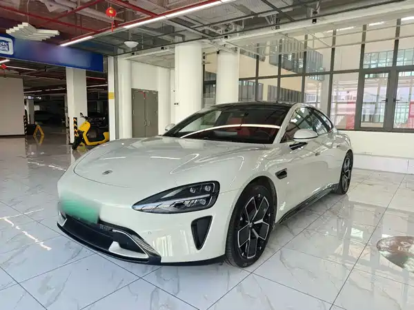 Xiaomi SU7 2025