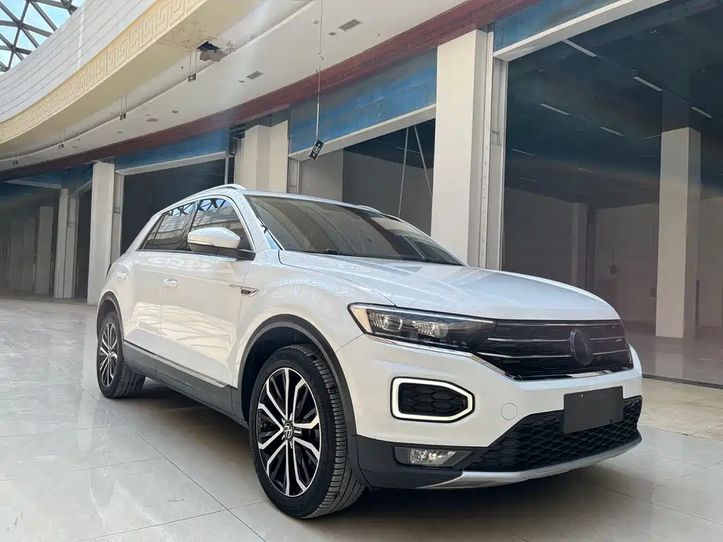 Volkswagen T-Roc 2022 — фото 3