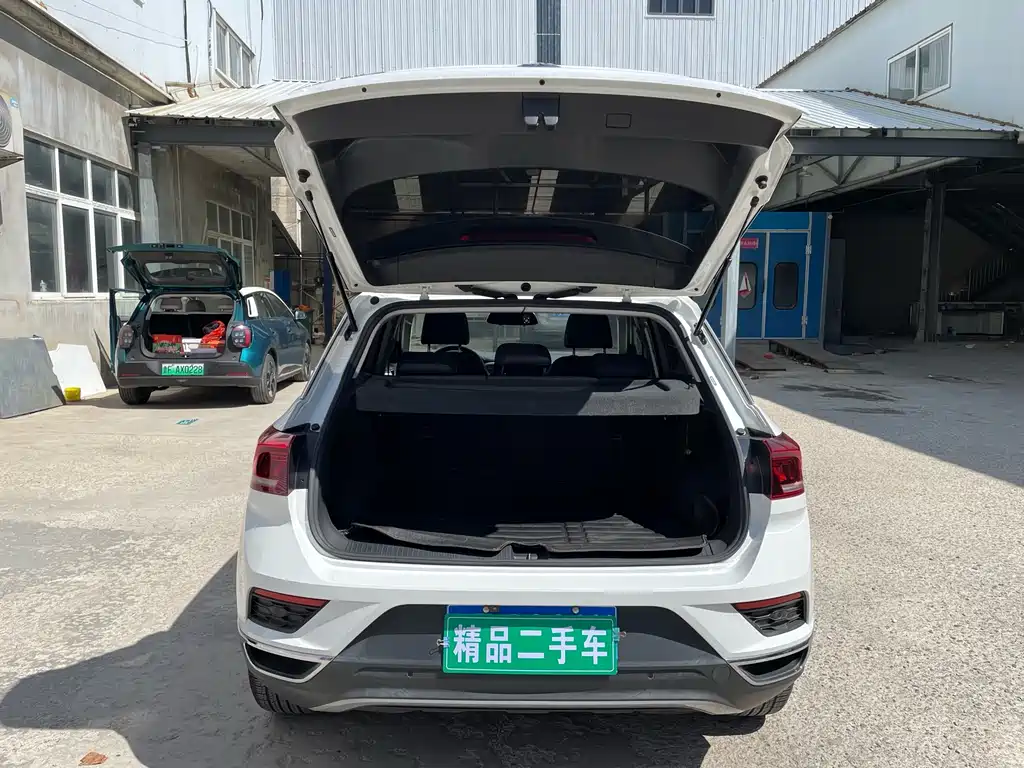 Volkswagen T-Roc 2020 — фото 14