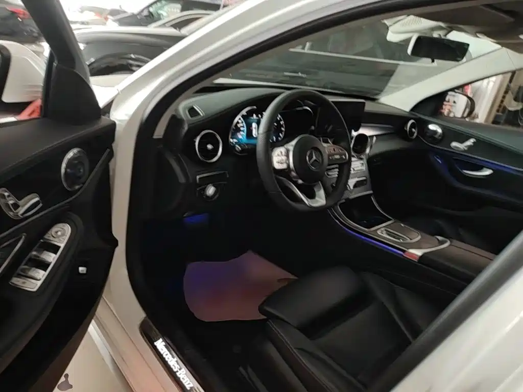 Mercedes-Benz C-Class 2020 — фото 15