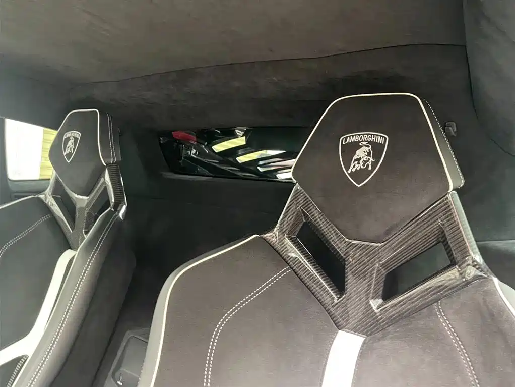 Lamborghini Huracan 2022 — фото 17