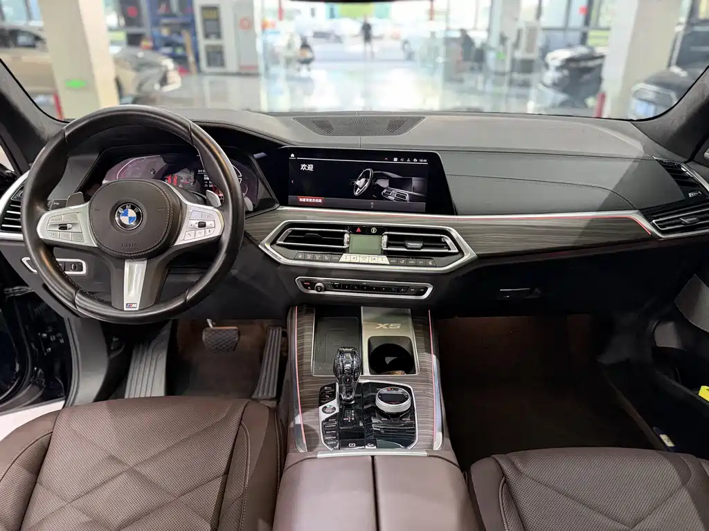 BMW X5 2023 — фото 10