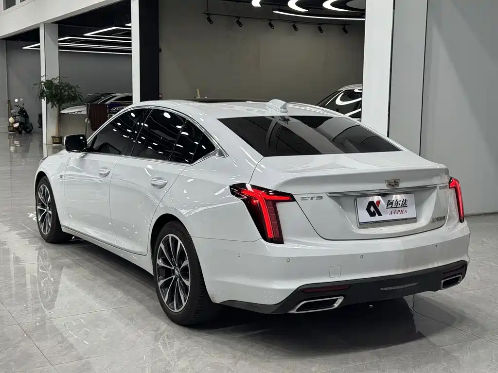 Cadillac CT5 2026 — фото 6