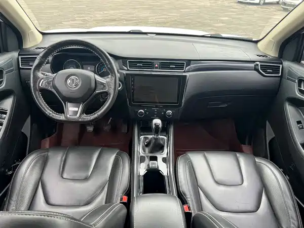 Dongfeng Scenery 580 2016