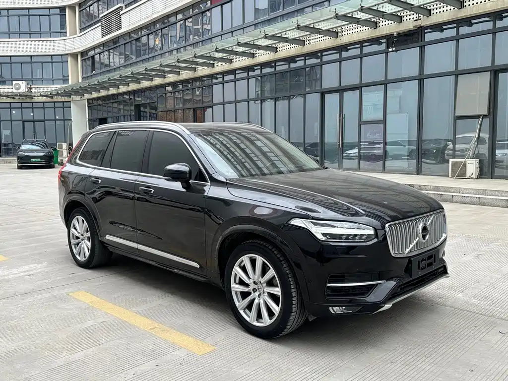 Volvo XC90 2017 — фото 3