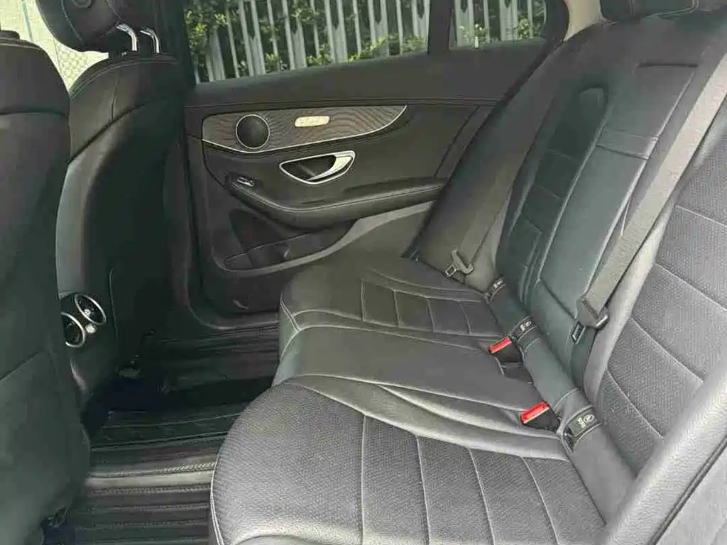 Mercedes-Benz C-Class 2017 — фото 10