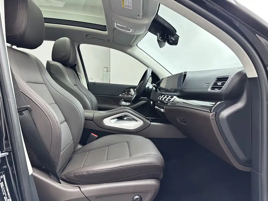 Mercedes-Benz GLS 2023 — фото 13