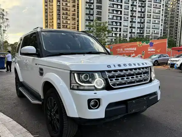 Land Rover Discovery 2016