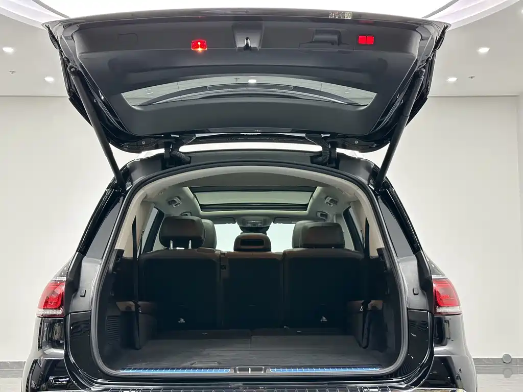 Mercedes-Benz GLS 2023 — фото 30