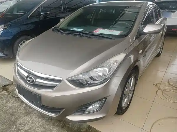 Hyundai Elantra Langdong 2015