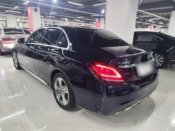 Mercedes-Benz C-Class 2020