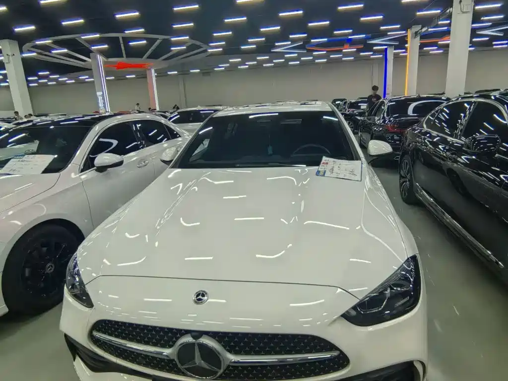 Mercedes-Benz C-Class 2022