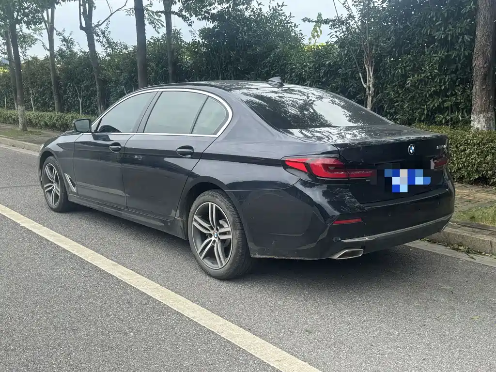 BMW 5 Series 2023