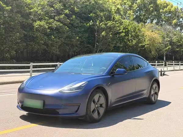 Tesla Model 3 2023