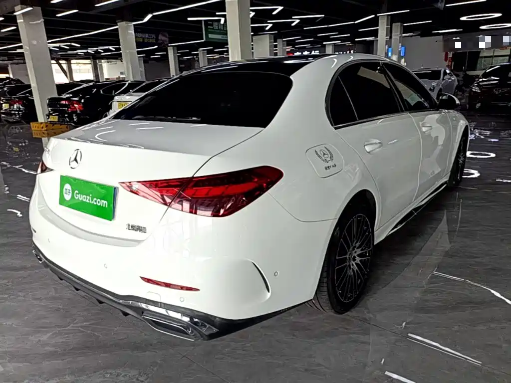 Mercedes-Benz C-Class 2022