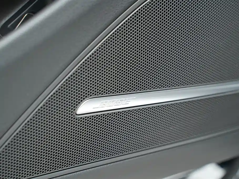 Audi A8 2016 — фото 14