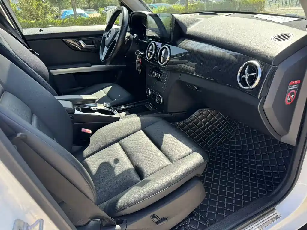Mercedes-Benz GLK-Class 2014 — фото 17