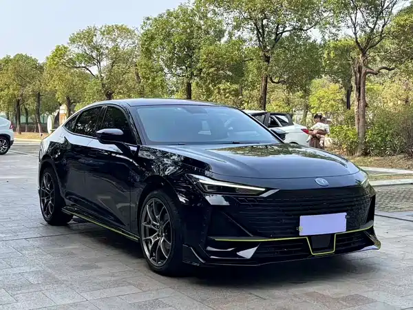 Changan UNI-V 2022