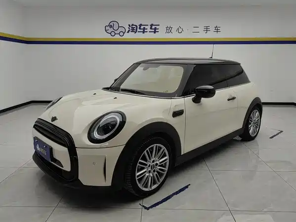 MINI MINI 2022