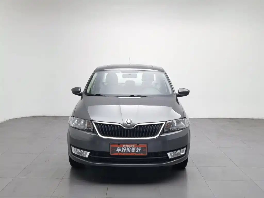 Skoda Rapid 2013 — фото 3